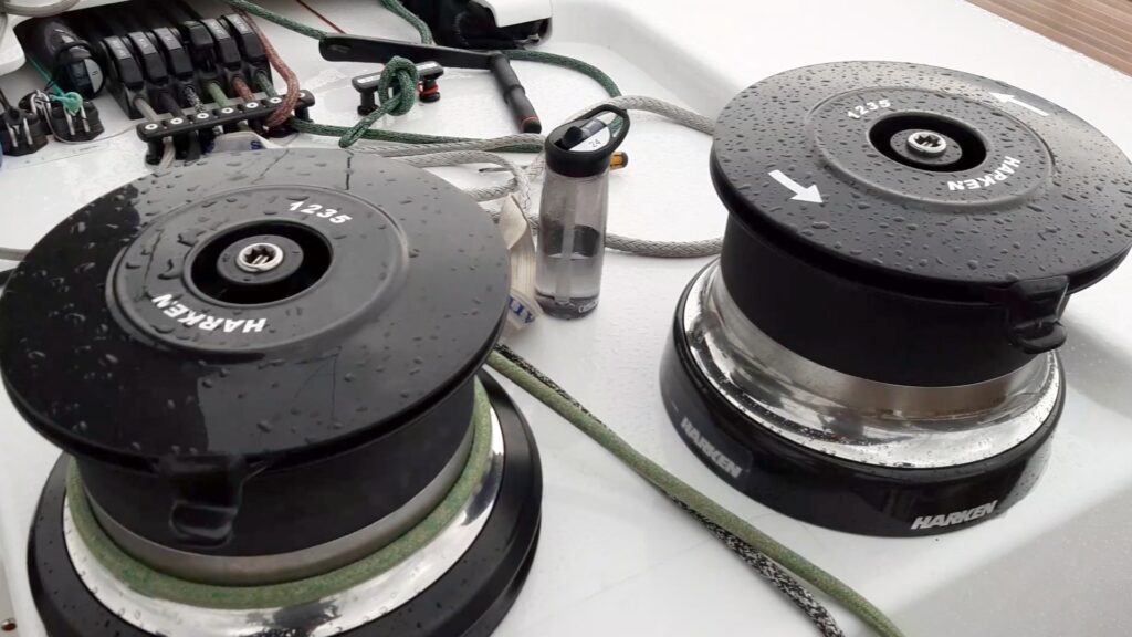 left and right arrow winches